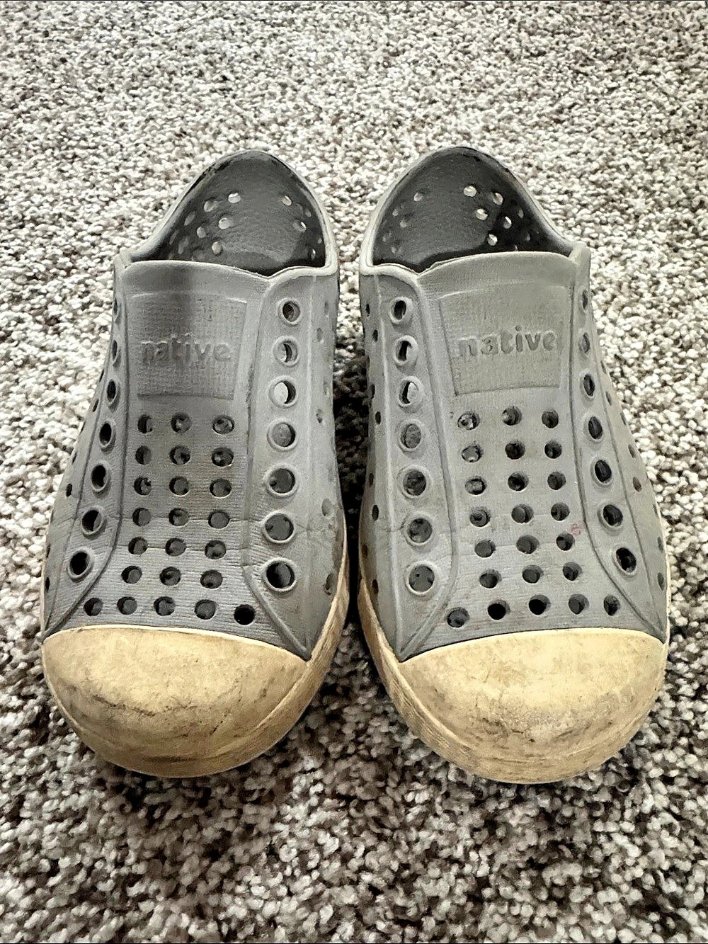Native Jefferson Kids Gray Slip-On Sandals